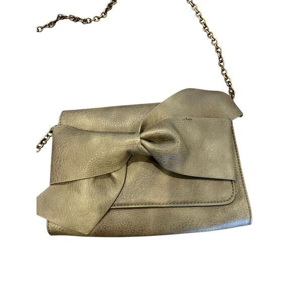 NWOT Anthropologie BELLA BOW Vegan Leather Crossbody Handbag w Detachable Metal - Picture 3 of 9